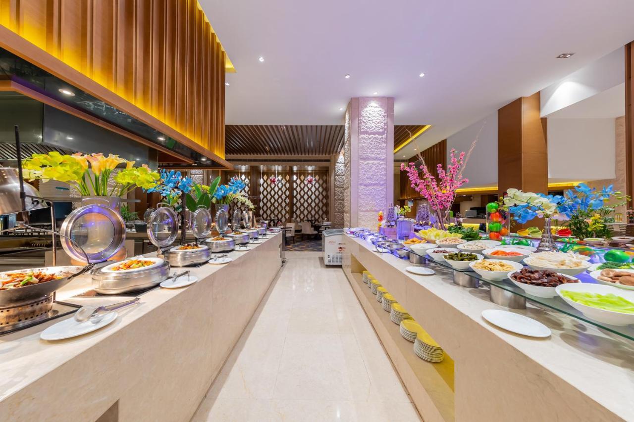 Movenpick Hotel Enshi Buitenkant foto