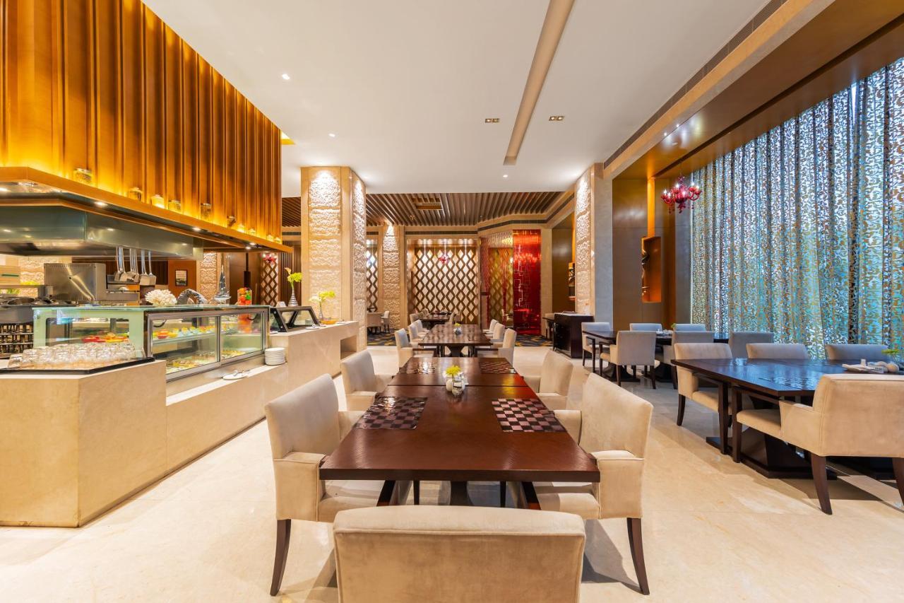 Movenpick Hotel Enshi Buitenkant foto