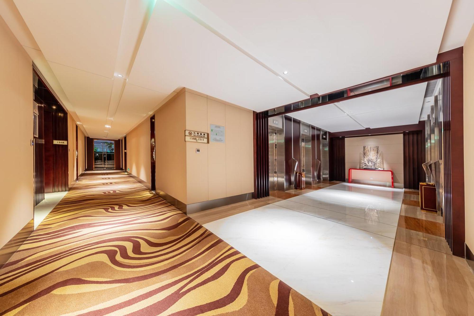 Movenpick Hotel Enshi Buitenkant foto